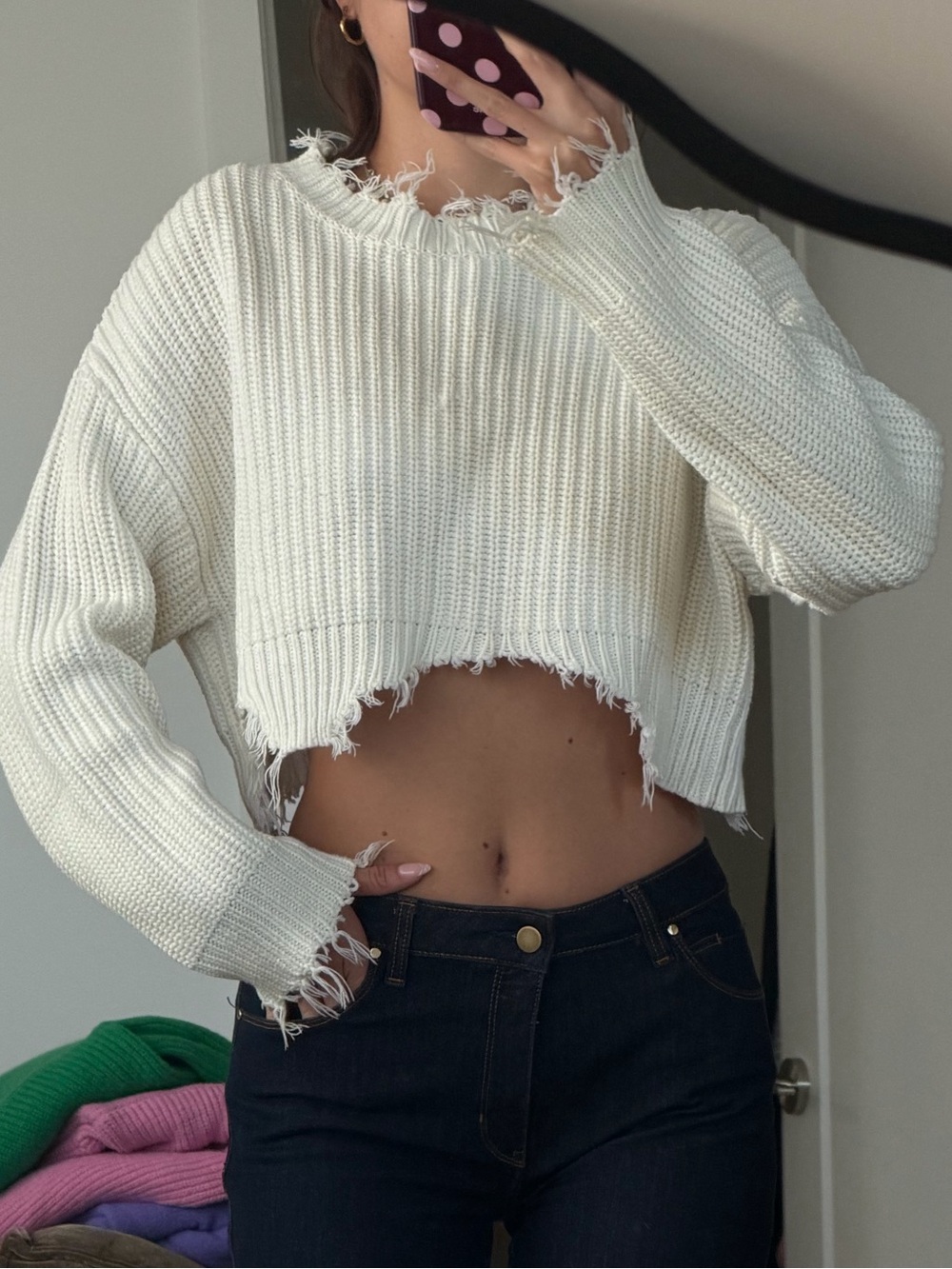 Cropped Distressed Knit Sweater - White